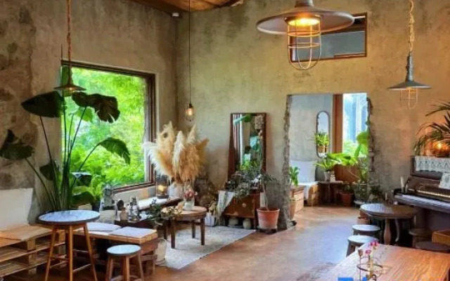 Yu Tong Inn (Dali Erhai Village Pier)