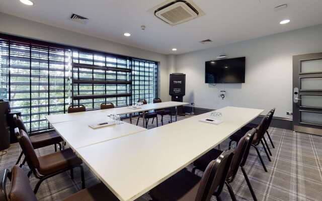 Village Hotel Leeds South