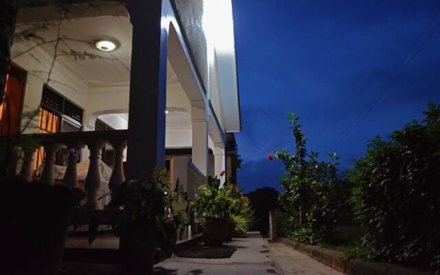 Voyager Hotels and Suites