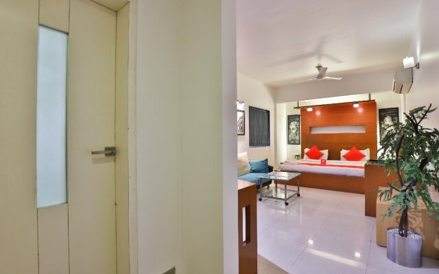 OYO 13372 Hotel Laksh Residency