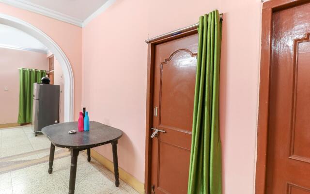OYO 76542 Joyguru Guest House