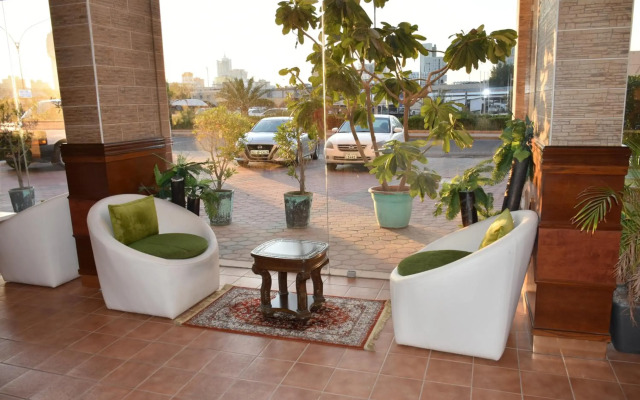Arinza Tower Quality Suites