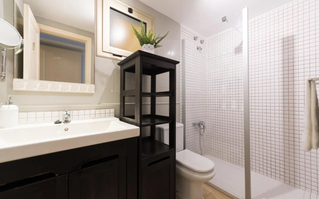 MCD Carlos Family House