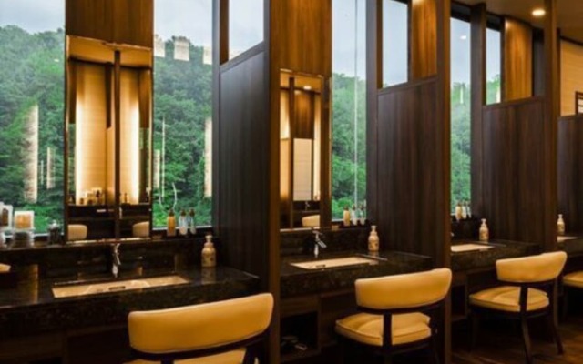The Lake Suite Ko No Sumika