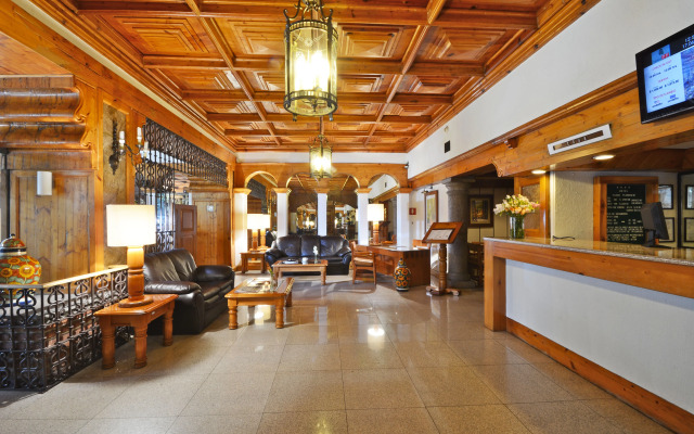 Hotel PF