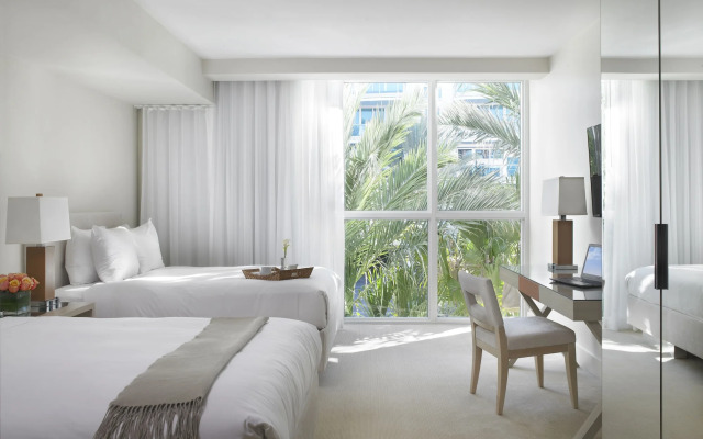 Grand Beach Hotel Surfside West