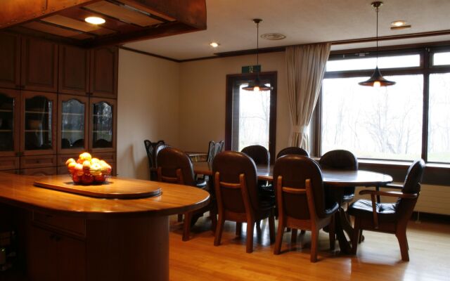 Lakehouse At Toyako