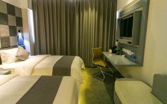 Zsmart Hotel