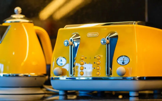 Stylish 1BR unit Address Marina