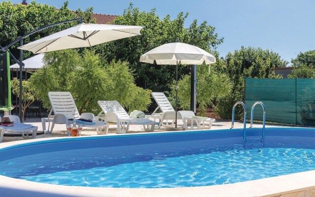 Nice Home in Dubrava With Wifi and 3 Bedrooms