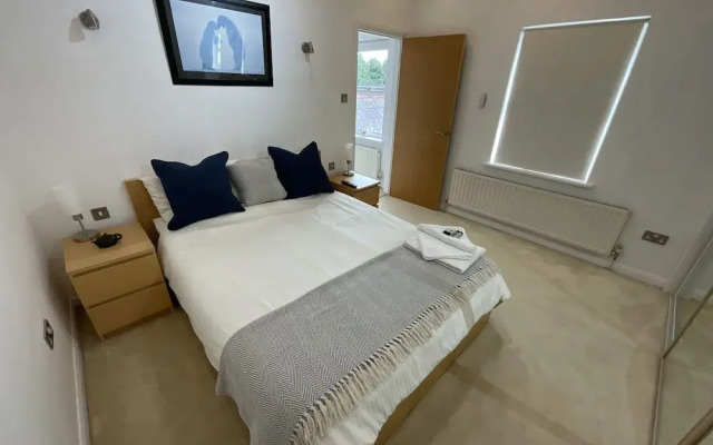 Earle House Serviced Apartments