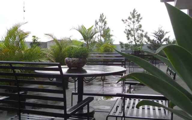 Ghotic Hotel