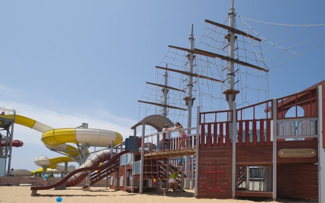 Louis Phaethon Beach Club