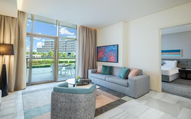 Th8 Palm Dubai Beach Resort, Vignette Collection, by IHG