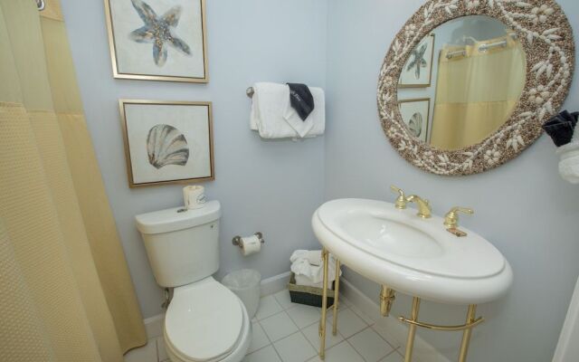 Oceania 506 3 Bedroom Condo by RedAwning