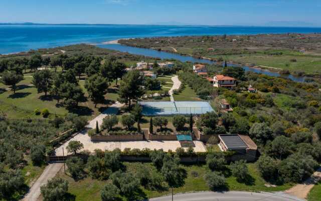 Sea La Vie Retreat Villas