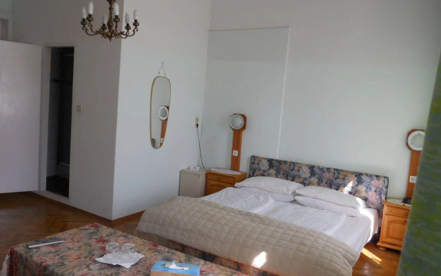 Hotel Pension Stadtpark