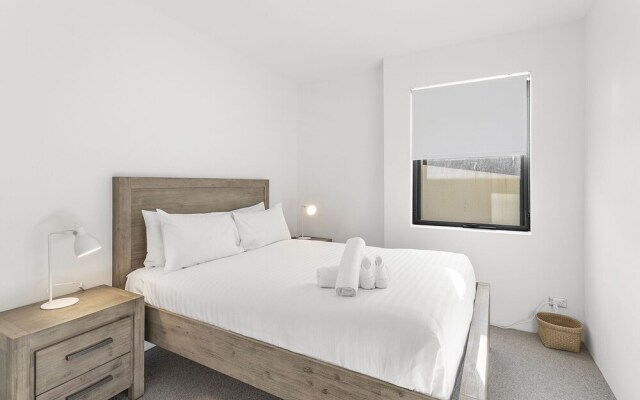 Soldiers Point Road Unit 1 197