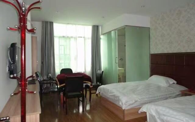 Junyi Business Inn
