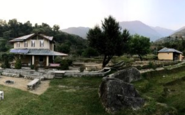 The Earth House