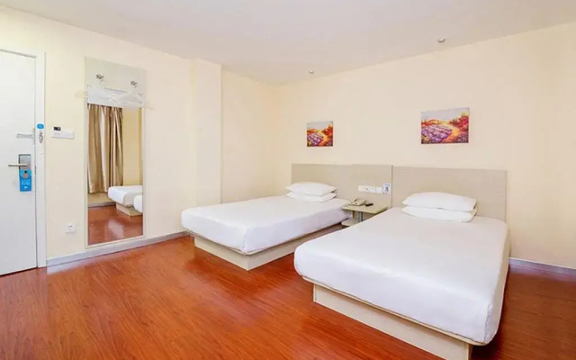 Hanting Express Kunming 121 Street Branch