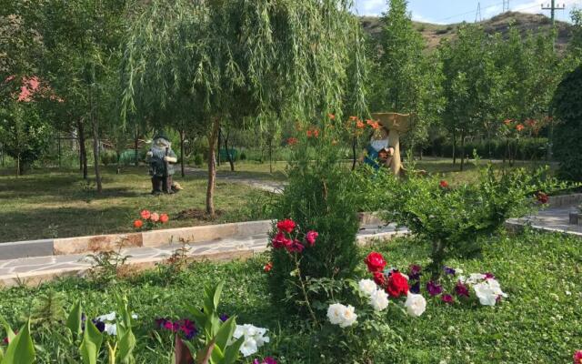 LucyTour Hotel Resort