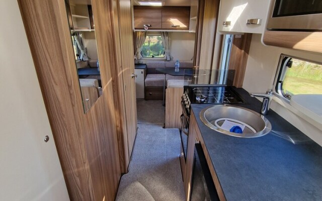 Swift Vogue Edition Caravan