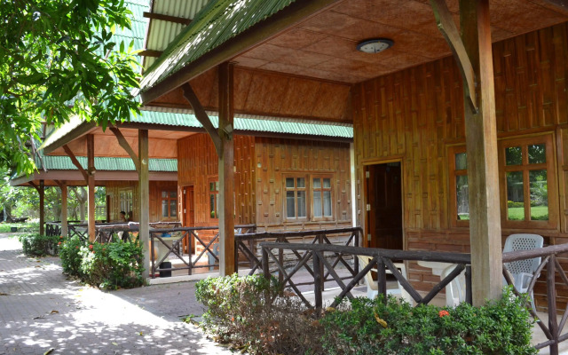 Jack Beach Resort