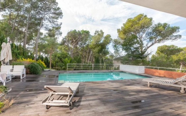 Ferran in Llafranc With 4 Bedrooms and 2 Bathrooms