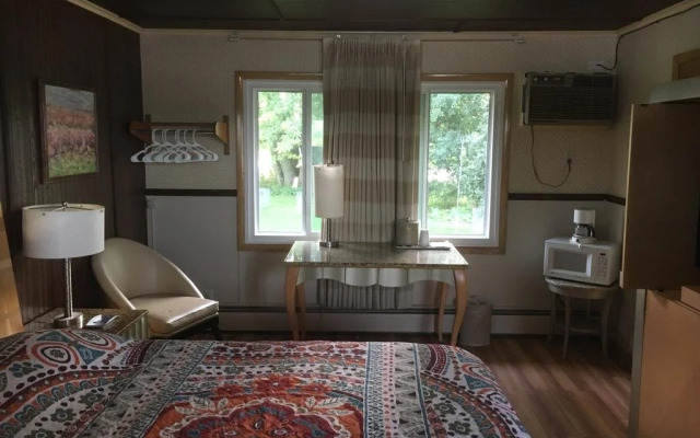 Wisconsin-Aire Motel By OYO Random Lake