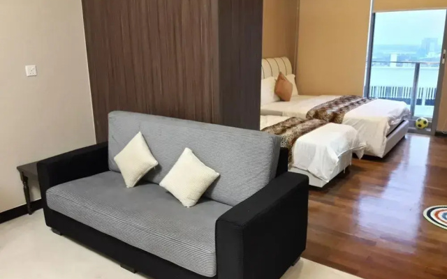 Melaka Hatten City Silverscape Studio 36