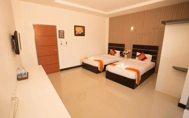 Phuthan Hotel