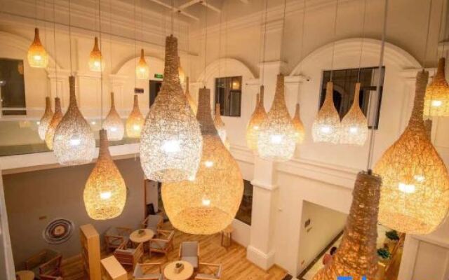 Shangshan He Li Yunqi HotSpring Hotel