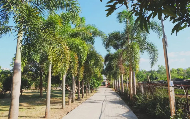 Roongthiwa resort Phurua