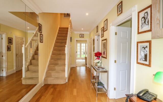 Lebrel Lodge, Seaview