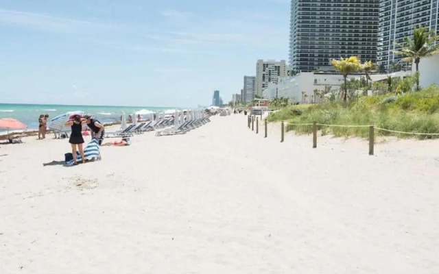 Tides - Private Condo