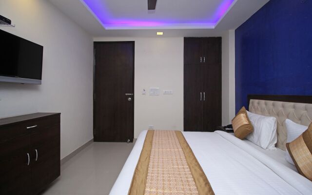 Hotel Tourist Palace Near Delhi Airport