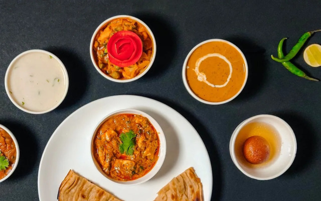 Oyo 7967 Near Medanta