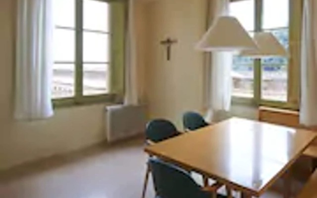 Apartamentos Montserrat Abat Marcet