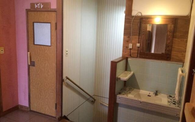 FUJIYA GUEST HOUSE - Hostel