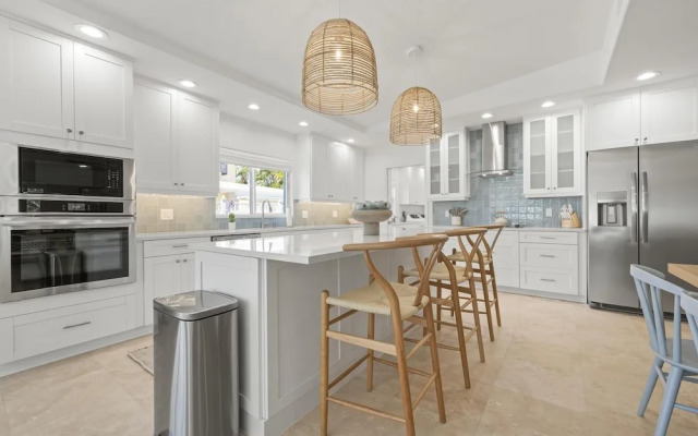 Latitude Adjustment Ami 3 Bedroom Home