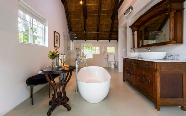 Hunter's Country House