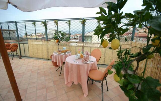 Sorrento Inn Guesthouse