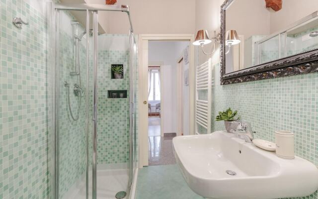 Casa Arias in Lucca With 2 Bedrooms and 1 Bathrooms