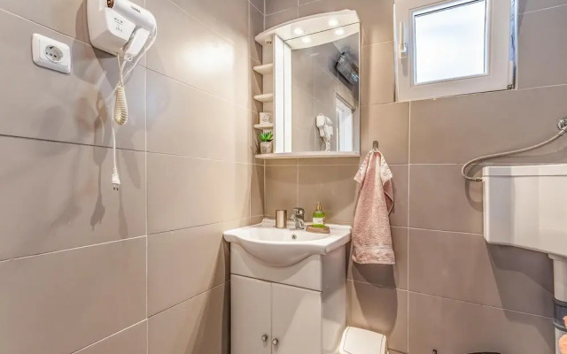 Amazing Home in Premantura With Wifi and 2 Bedrooms