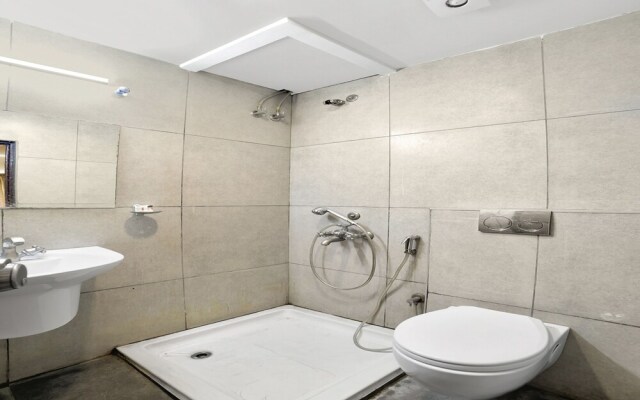 Manar Luxury Suites by OYO