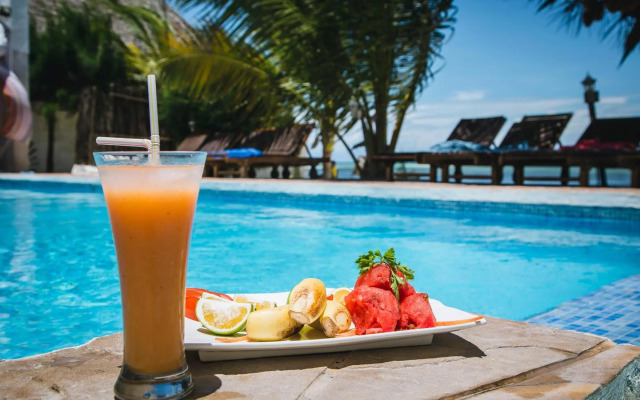 Moonshine Uroa Boutique Hotel