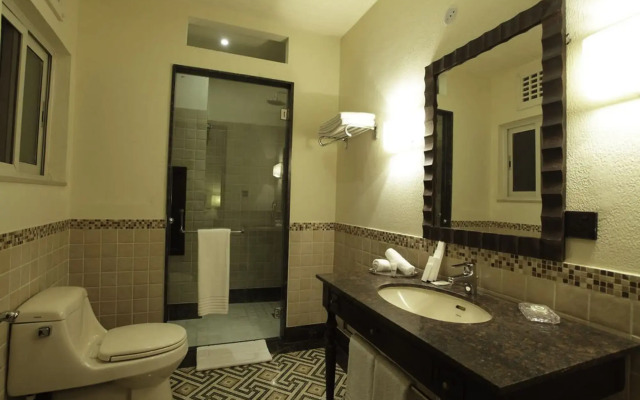 Heritage Luxury Suites- ALL Suite Hotel
