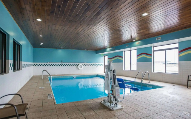 Quality Inn Peru near Starved Rock State Park