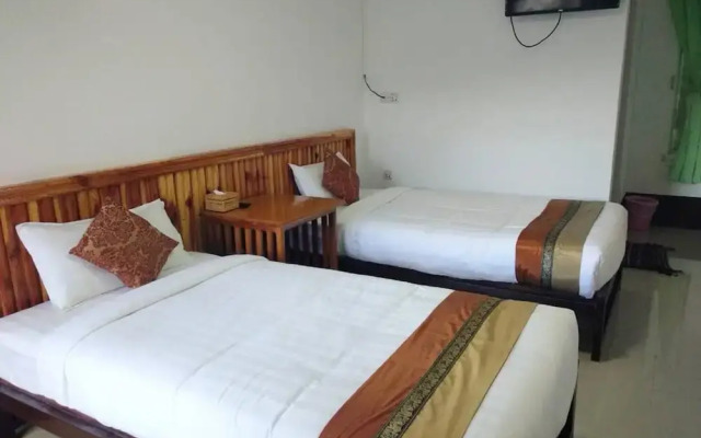 Full Moon Guest House